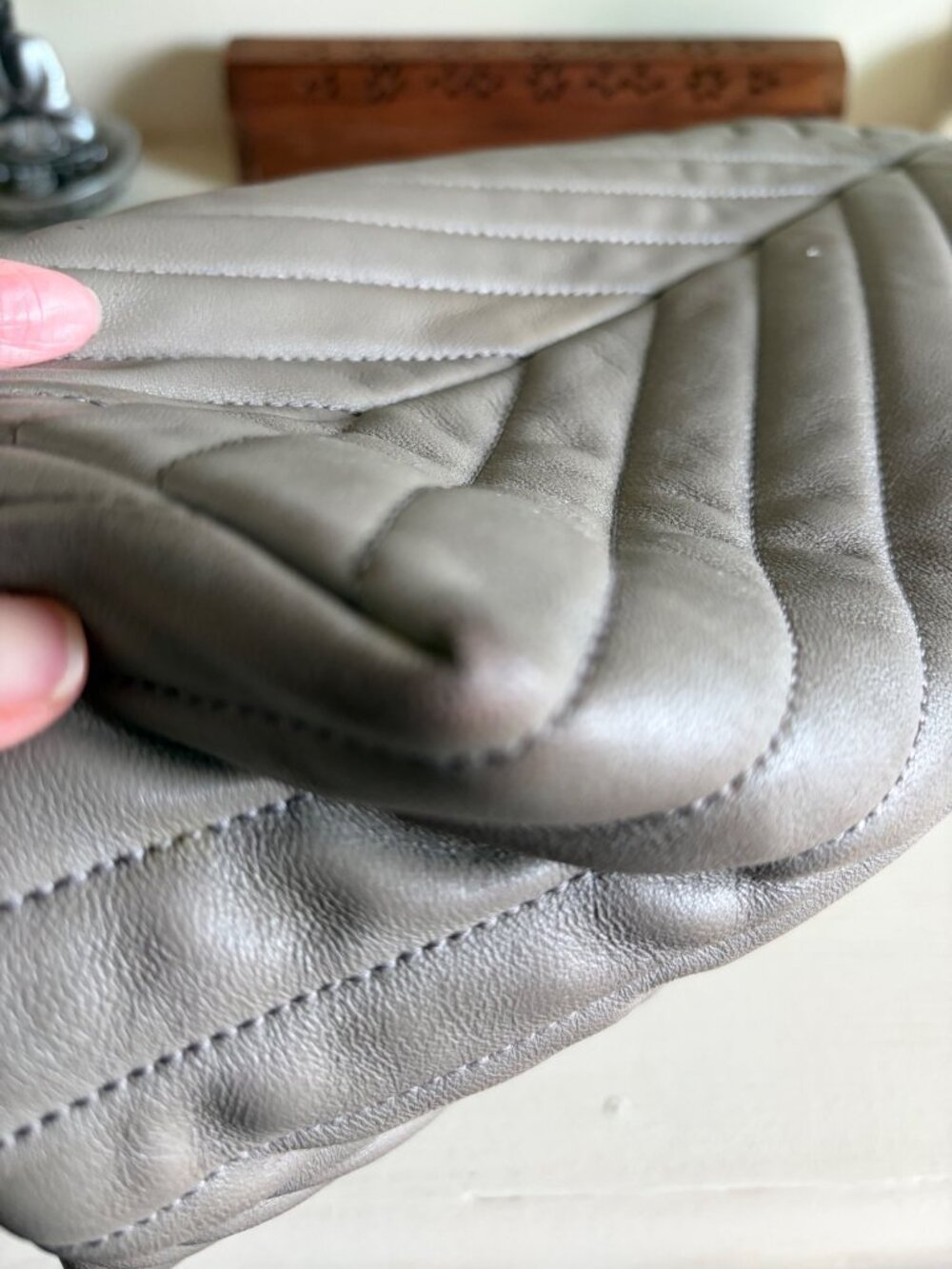 Tory Burch Kira Chevron Tote Shoulder Bag Classic Gray - Picture 13 of 16
